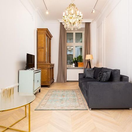 Lux Studio Kamienica Noakowskiego 16 By Noclegi Renters Варшава Екстер'єр фото